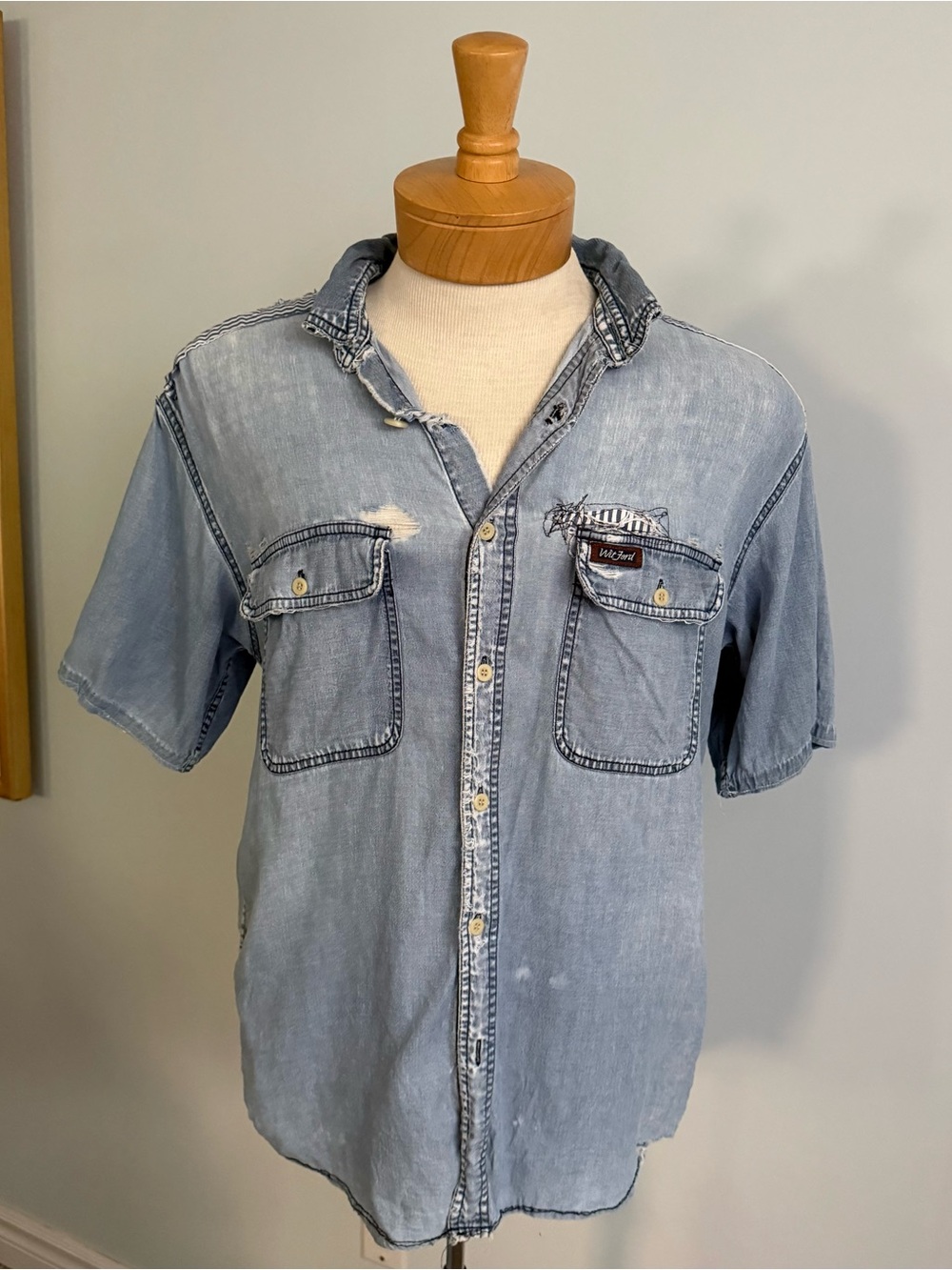 Vintage Wit Ford Classic Distressed Chambray Button-Up Shirt Denim Look Medium